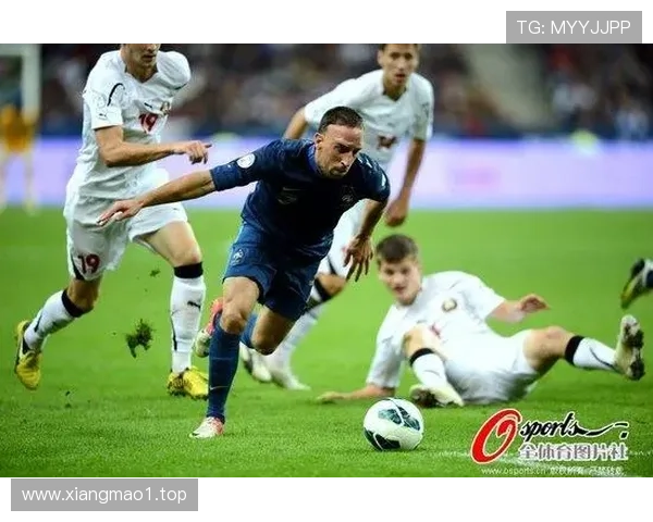 安德里希失误赫迪拉建功半场领先