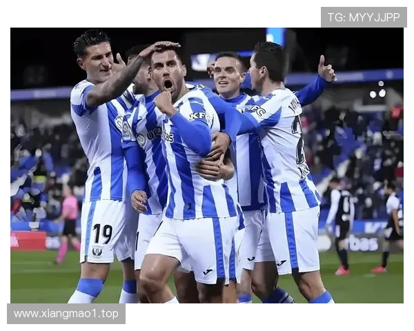 巴列卡诺vs莱加内斯球员评分:胡安-克鲁斯7.8分,恩巴尔巴6.4分 巴列卡诺vs莱加内斯球员评分:胡安-克鲁斯7.8分,恩巴尔巴6.4分